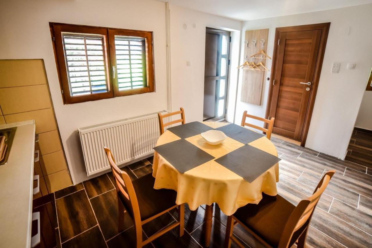 Ng Apartmani Tornik זלאטיבור מראה חיצוני תמונה